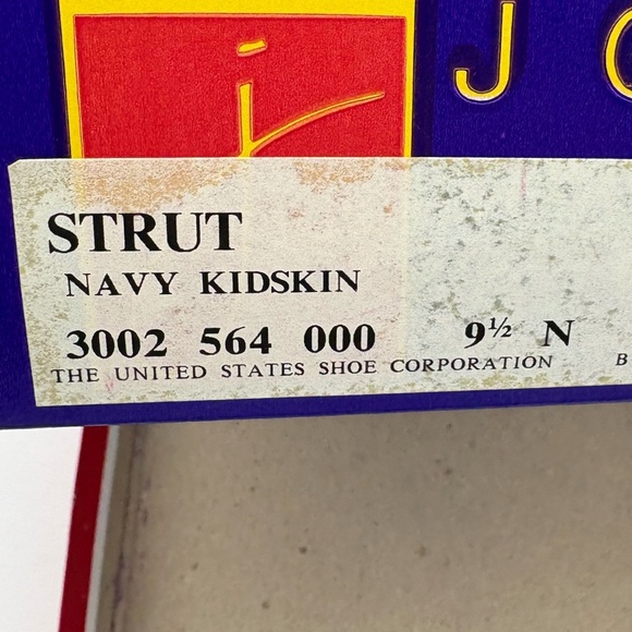 Joyce Vintage Dark Navy Kidskin Leather Pointed Toe Heels with Gold Toe Accent - Picture 11 of 15